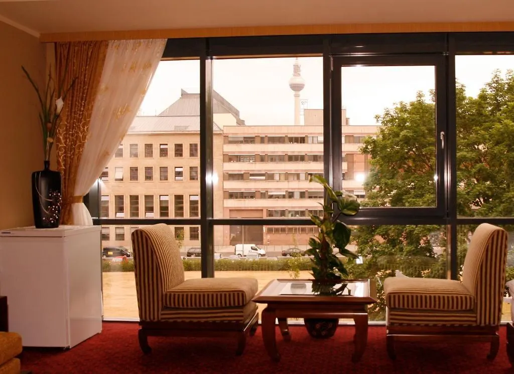 Halong Hotel Berlim