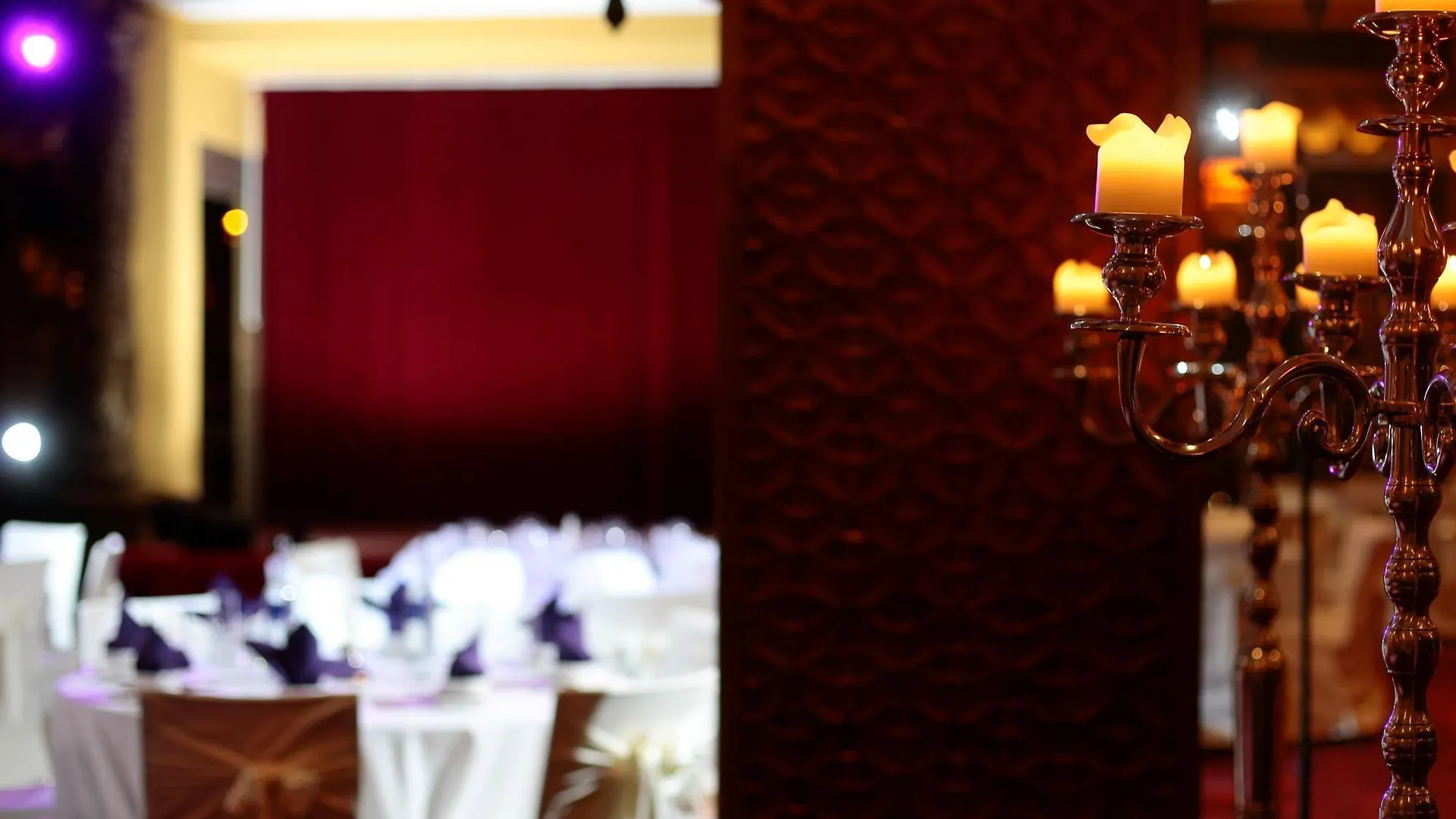 ***  Halong Hotel Berlim Alemanha